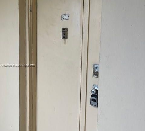 3rd image of 9159 SW 77th Ave APT 301