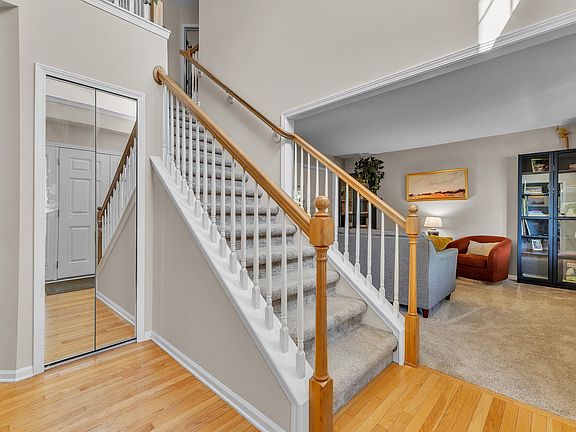 5th image of 2690 Chateau Ct