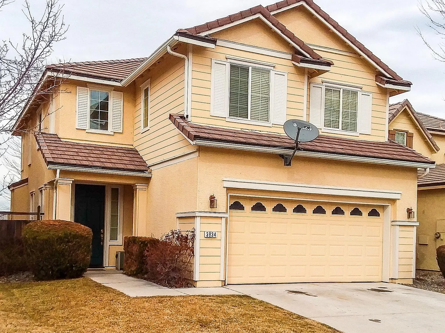 4 bed, 2.5 bath, 1996 sqft, $2,995 — Photo 2