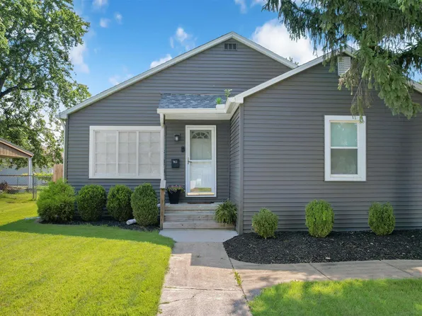 913 S Virginia Ave, Marion, IL 62959