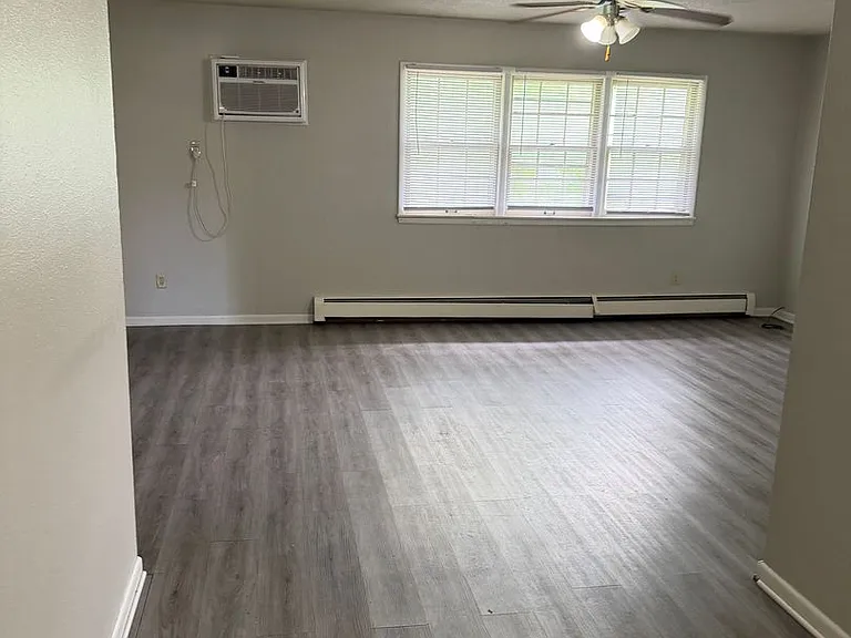 3517 University Ave #6 — Photo 27
