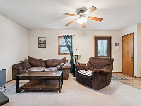 5th image of 416 1st St