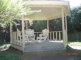 4328 Old Forest Rd, Memphis, TN 38125