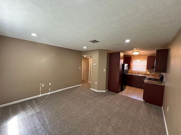 3rd image of 127 East St Unit 1