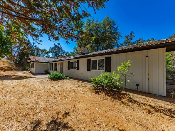 35680 Forest Dr, Coarsegold, CA 93614