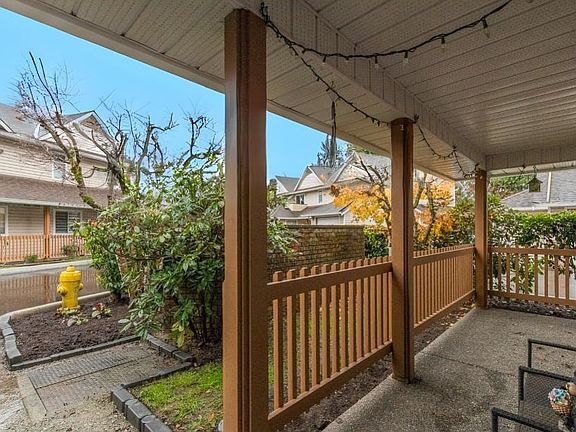 3rd image of 20699 120b Ave #16