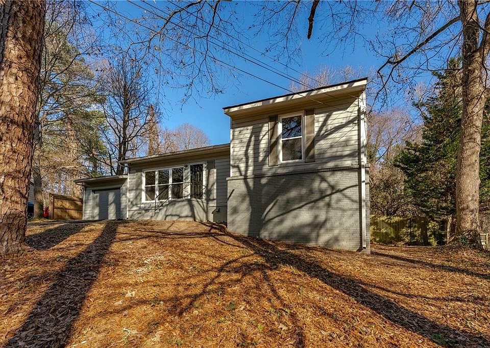 1st image of 1955 Kenwood Pl SE