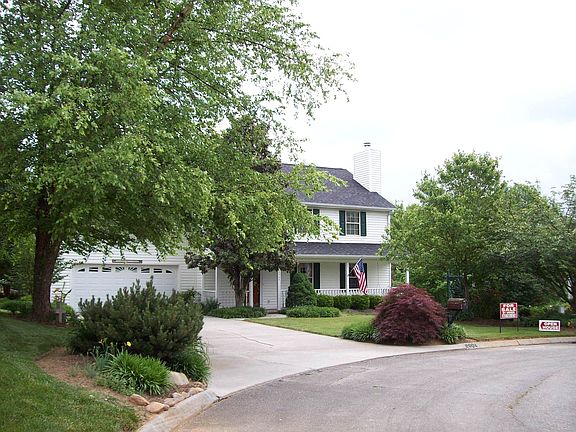 Front View from Culdesac