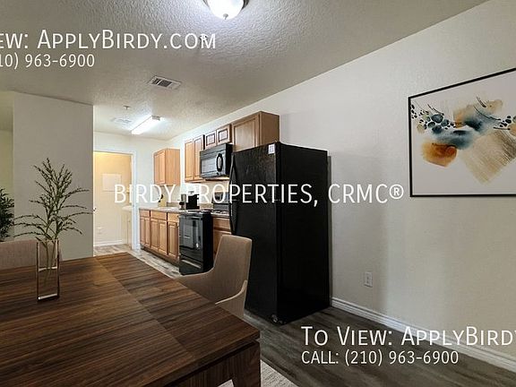 5th image of 1022 Monterey St APT 202