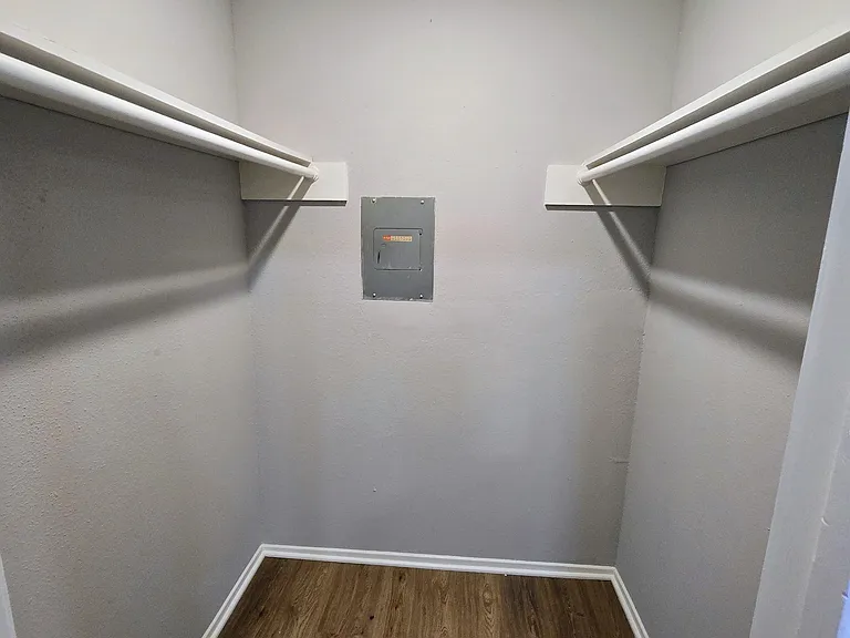 10049 Westpark Dr #118 — Photo 9