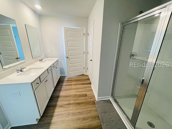 4th image of 120 Hiatus Ct