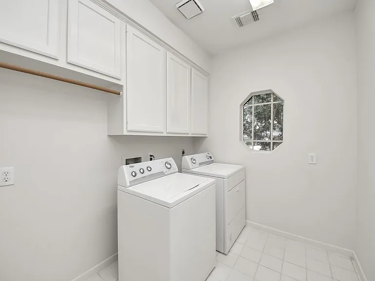 4418 Bermuda Dr — Photo 24