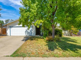 3280 Auburn Dr, Redding, CA 96001