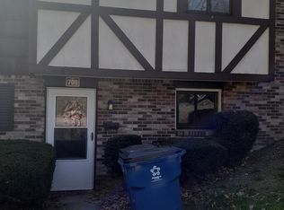 740 S 10th St, Youngwood, PA 15697