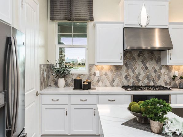 Guinevere Plan, Encore at Riverstone