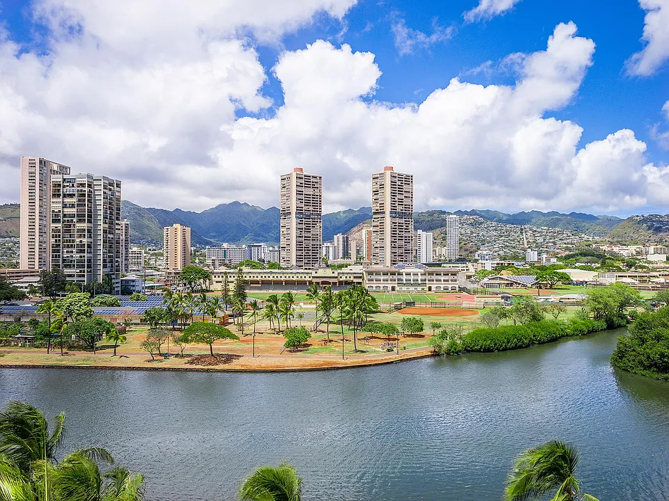 2211 Ala Wai Blvd #915