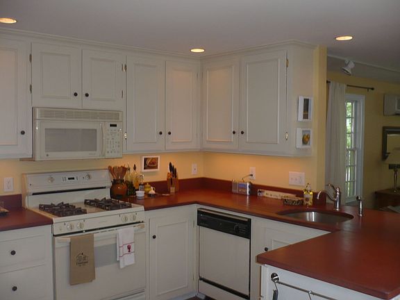 Kitchen with concrete counters