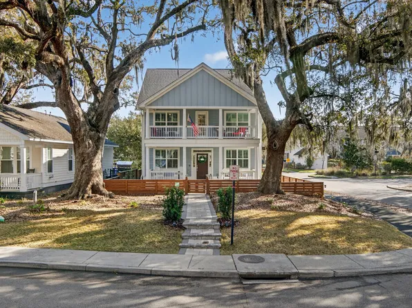 5106 Celtic Dr, North Charleston, SC 29405