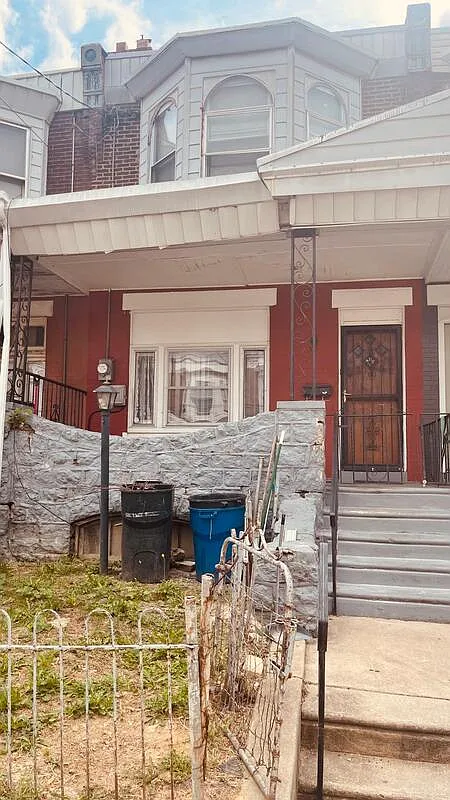 4 bed, 1.0 bath, $1,400 — Photo 1