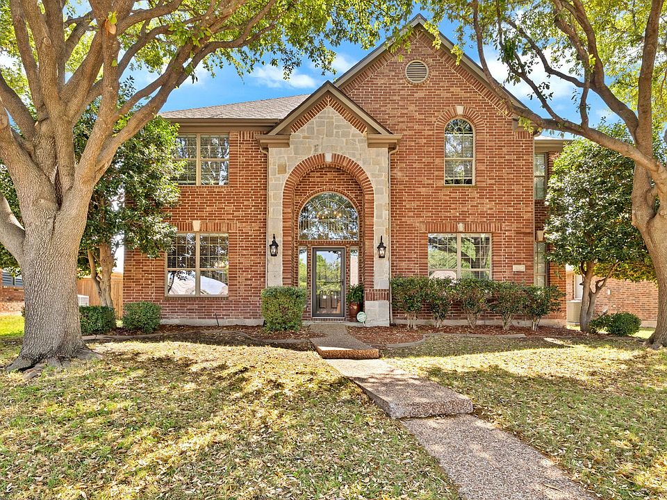 1st image of 1097 Southampton Dr