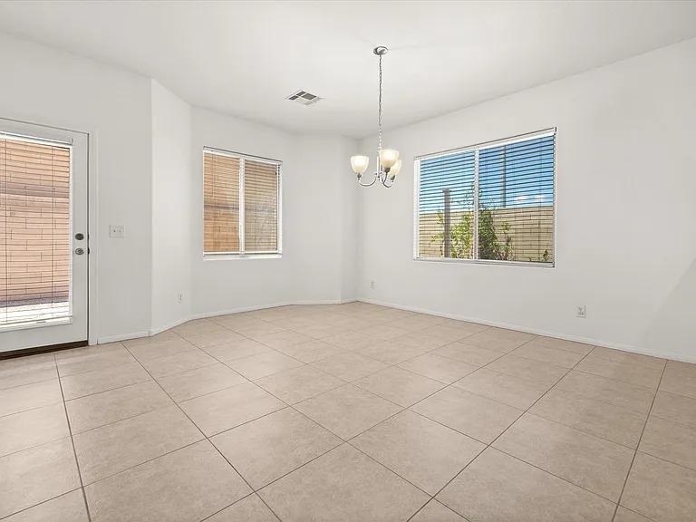 5185 Silent Valley Ave — Photo 6