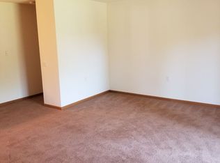 5325-5327 Westport Rd #5325-104, Madison, WI 53704