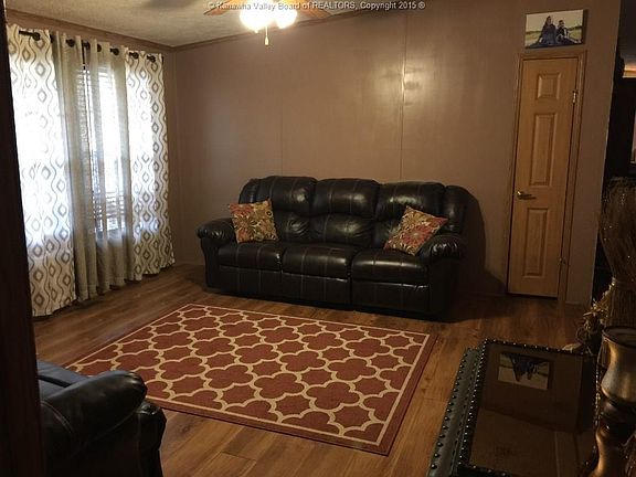 3rd image of 3117 Sissonville Dr