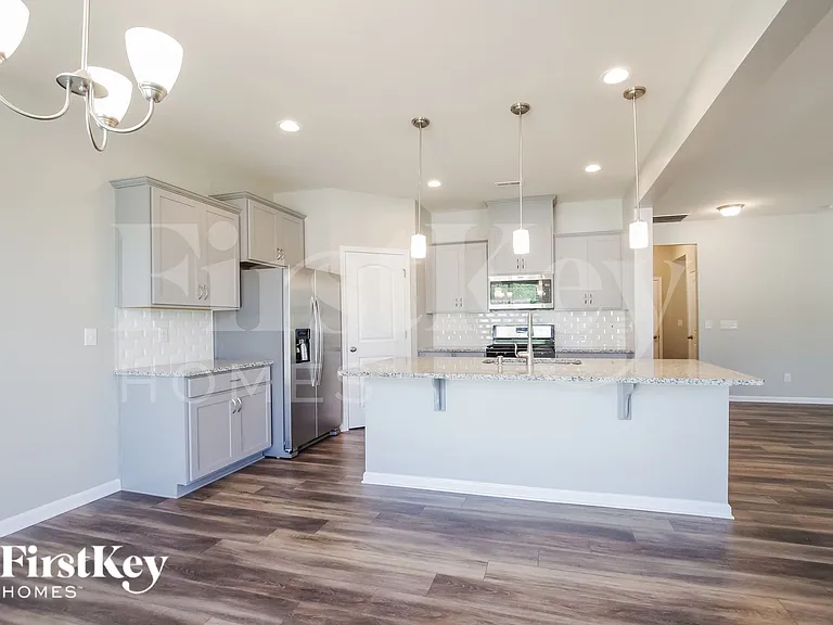 15025 Cordelia Dr — Photo 7