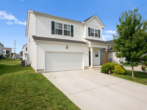 206 Triple Crown Ct, Shelbyville, TN 37160