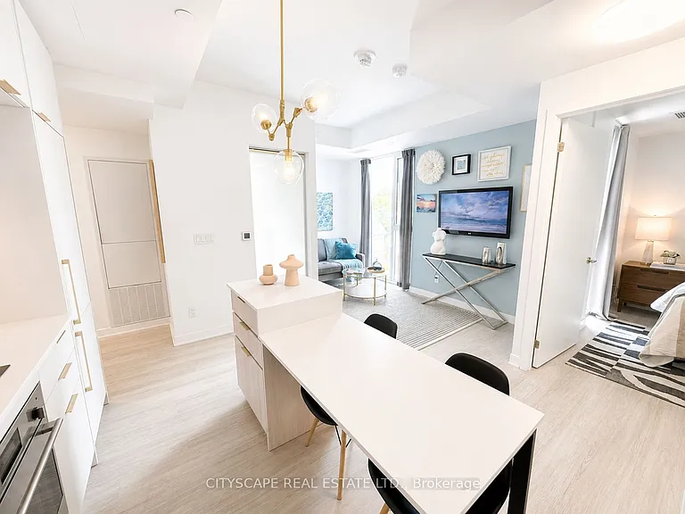 185 Alberta Ave #506 — Photo 1