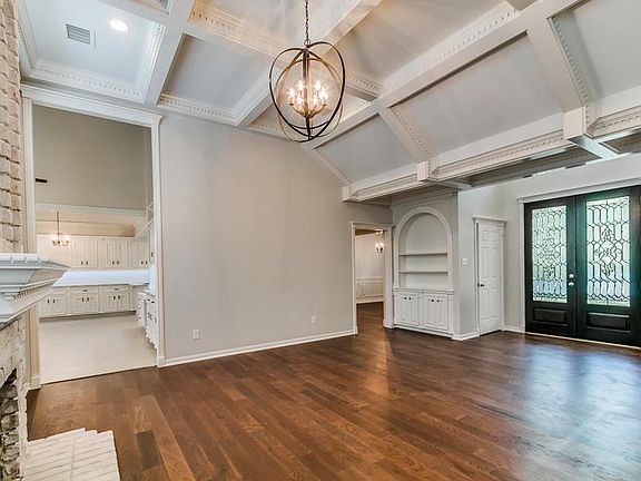 5th image of 3106 Willow Terrace Dr