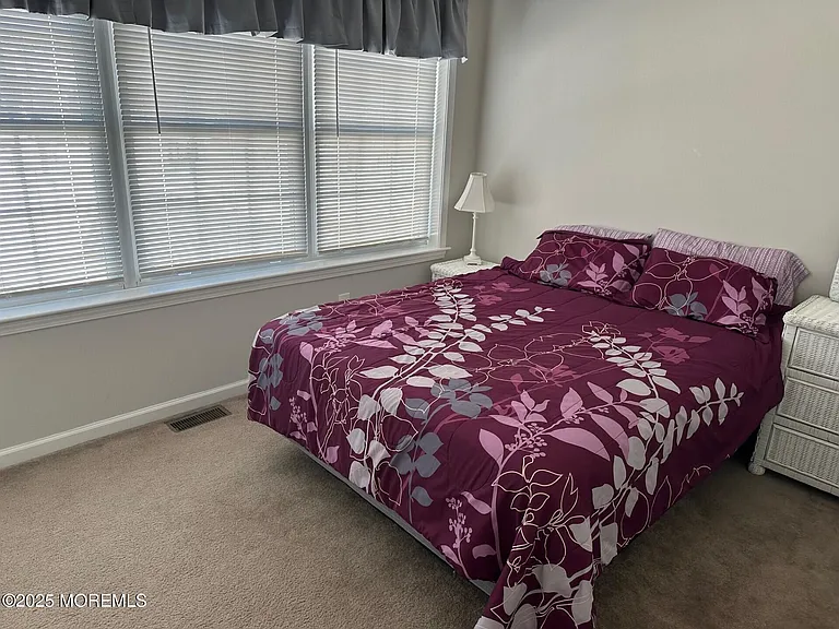 211 Trenton Ave — Photo 17