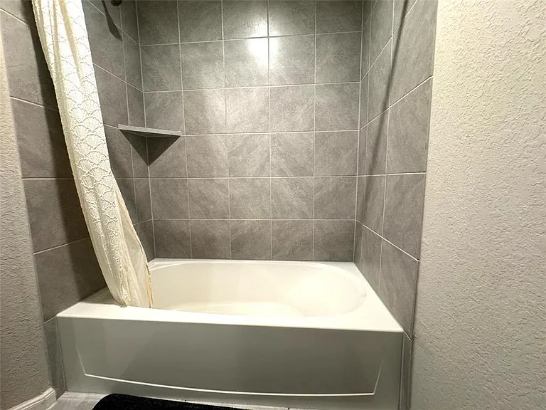 29618 Stanley Canyon Ln — Photo 23