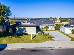 498 Traverse Dr, Costa Mesa, CA 92626