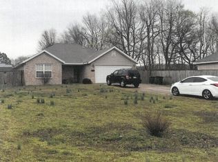 20794 Highland Dr, Springdale, AR 72764