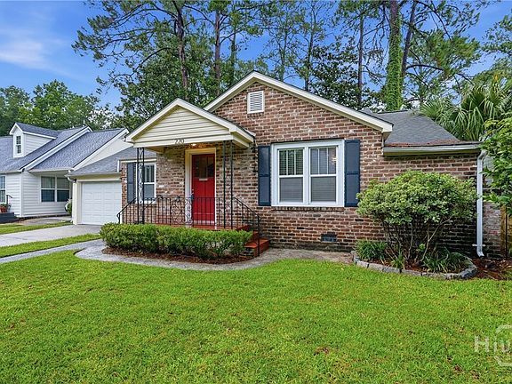 3rd image of 220 Columbus Drive