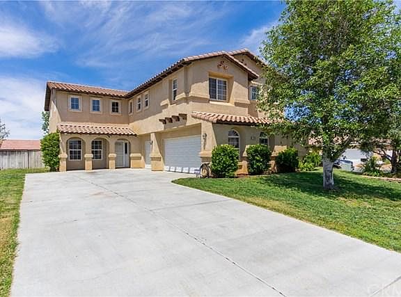 3rd image of 12738 Water Lily Ln