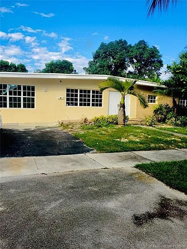 1st image of 1971 NE 186th Dr