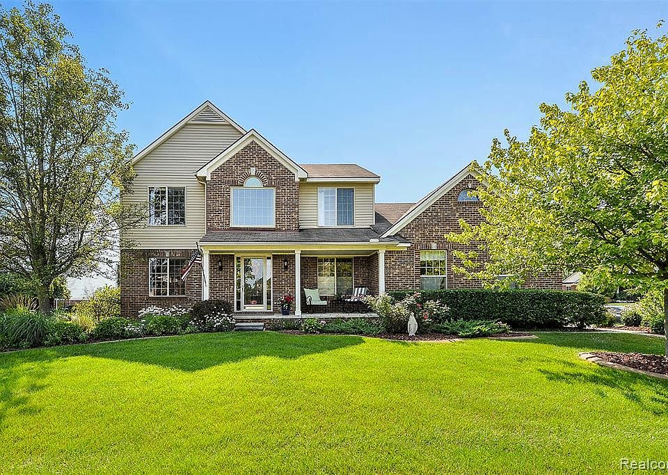 25853 Cobblers Ln, South Lyon, MI 48178 Zillow