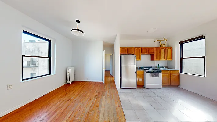 Rented by Iryna Ferenets, LREB | media 1