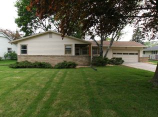 2112 E Luther Rd, Janesville, WI 53545