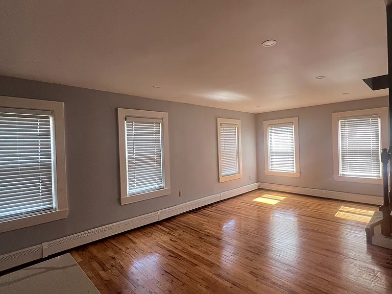 16 Samoset Ave #2 — Photo 5