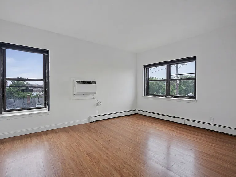 204 Woodcliff Ave #4CUNIT-4C — Photo 7