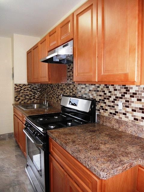 1st image of 1602 E 43rd St APT B2