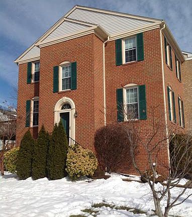 2nd image of 4216 Sleepy Lake Dr
