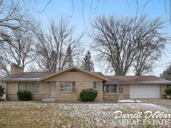 1815 Andrew St SE, Kentwood, MI 49508