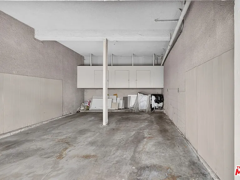 1619 Colby Ave #4 — Photo 31