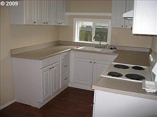 2nd image of 3108 NE 54th St