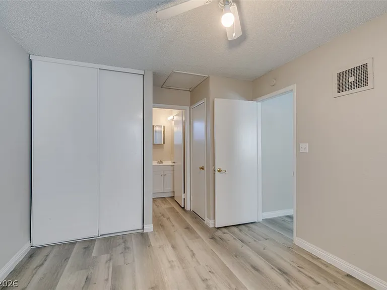 5806 Dodd St #D — Photo 25
