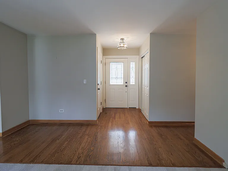 1000 Hunter St — Photo 3